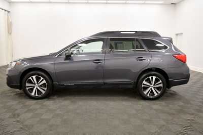 2019 Subaru Outback, $12349. Photo 4