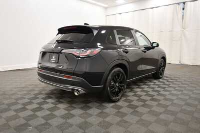 2026 Honda HR-V, $29349. Photo 8