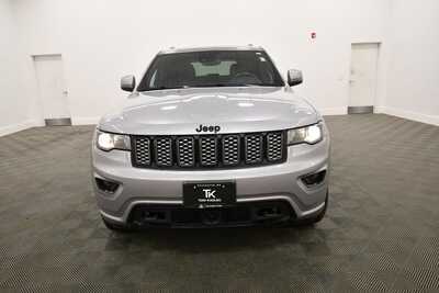 2021 Jeep Grand Cherokee, $20849. Photo 11