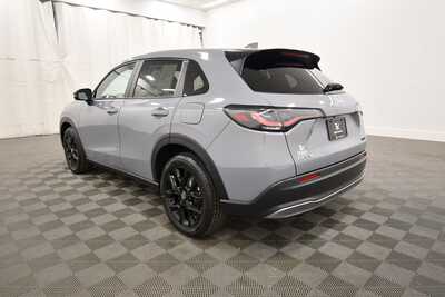 2024 Honda HR-V, $27349. Photo 5