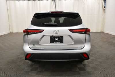2024 Toyota Highlander, $43203. Photo 6