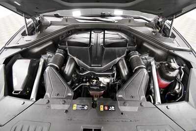 2024 Genesis GV80, $52349. Photo 12