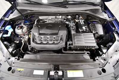 2023 Volkswagen Tiguan, $24348. Photo 12