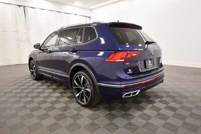 2023 Volkswagen Tiguan, $24348. Photo 5
