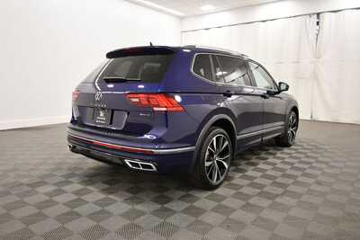 2023 Volkswagen Tiguan, $24348. Photo 8