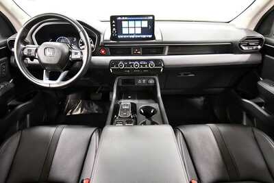 2023 Honda Pilot, $39349. Photo 3