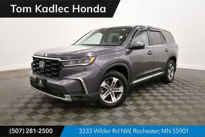 2023 Honda Pilot, $39349. Photo 1