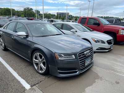 2015 Audi S8, $0. Photo 2