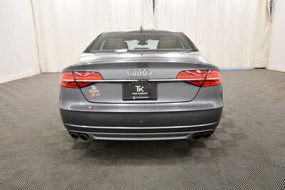 2015 Audi S8, $26349. Photo 6
