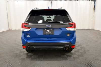 2023 Subaru Forester, $29849. Photo 5