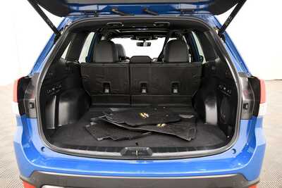 2023 Subaru Forester, $29849. Photo 6