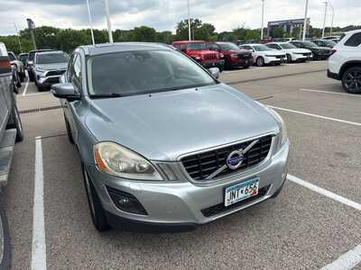 2010 Volvo XC60, $0. Photo 2