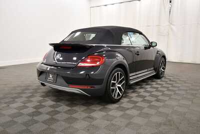 2018 Volkswagen Beetle, $31349. Photo 8