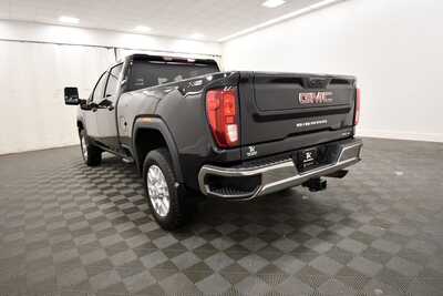 2021 GMC 2500 Crew Cab, $46849. Photo 5