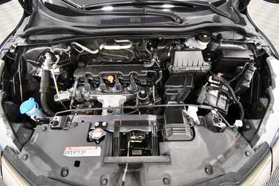 2021 Honda HR-V, $23349. Photo 12