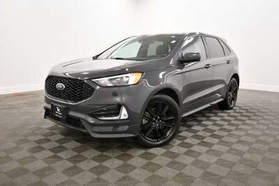 2021 Ford Edge, $20349. Photo 2