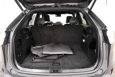 2021 Ford Edge, $20349. Photo 7