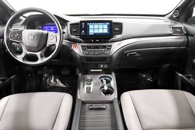 2023 Honda Passport, $32849. Photo 3