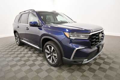 2023 Honda Pilot, $46245. Photo 10