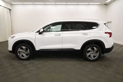 2023 Hyundai Santa Fe, $25349. Photo 4