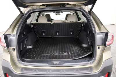 2022 Subaru Outback, $25849. Photo 7
