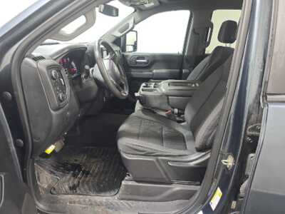 2020 Chevrolet Silverado 2500HD, $41949. Photo 3