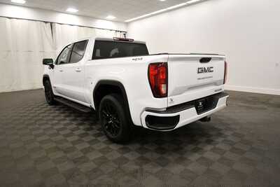 2022 GMC 1500 Crew Cab, $42349. Photo 5