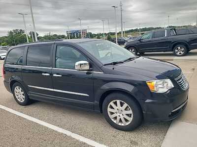 2012 Chrysler Town & Country, $8349. Photo 2