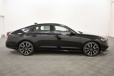 2026 Honda Accord, $40690. Photo 8