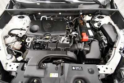 2021 Toyota RAV4, $26349. Photo 12