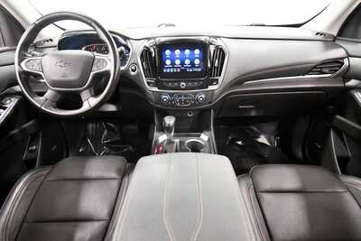 2021 Chevrolet Traverse, $25349. Photo 3