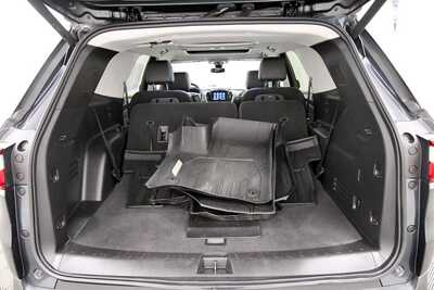 2021 Chevrolet Traverse, $25349. Photo 7