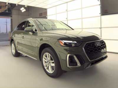 2023 Audi Q5, $33949. Photo 2