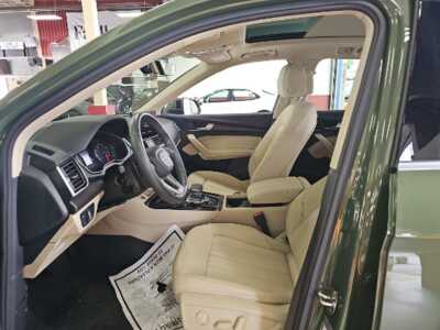 2023 Audi Q5, $33949. Photo 3