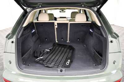2023 Audi Q5, $32349. Photo 7