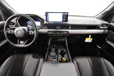 2026 Honda Pilot, $52545. Photo 10