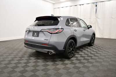 2024 Honda HR-V, $27349. Photo 8