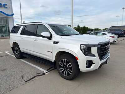 2023 GMC Yukon XL, $63345. Photo 2