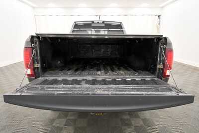 2017 RAM 2500 Crew Cab, $33349. Photo 7