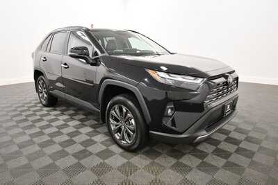 2025 Toyota RAV4, $45349. Photo 10