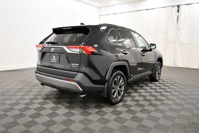 2025 Toyota RAV4, $45349. Photo 8