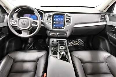 2023 Volvo XC90, $34349. Photo 3