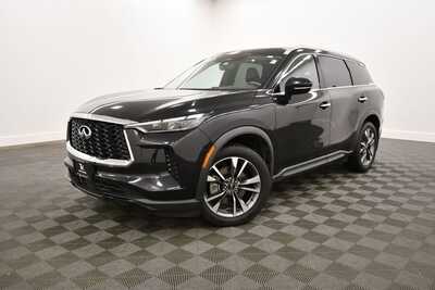2023 Infiniti QX60, $32349. Photo 2