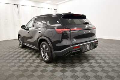 2023 Infiniti QX60, $32349. Photo 5