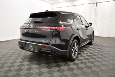 2023 Infiniti QX60, $32349. Photo 8