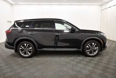 2023 Infiniti QX60, $32349. Photo 9