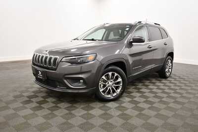 2021 Jeep Cherokee, $17349. Photo 2