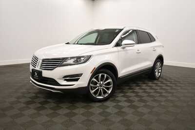 2016 Lincoln MKC, $14849. Photo 2