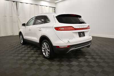 2016 Lincoln MKC, $14849. Photo 5