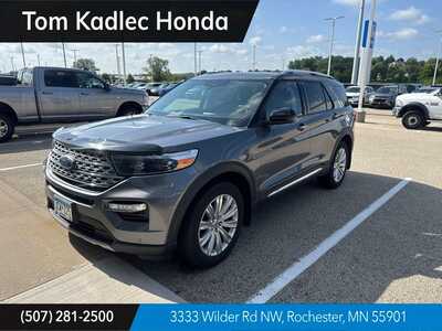 2022 Ford Explorer, $35645. Photo 1